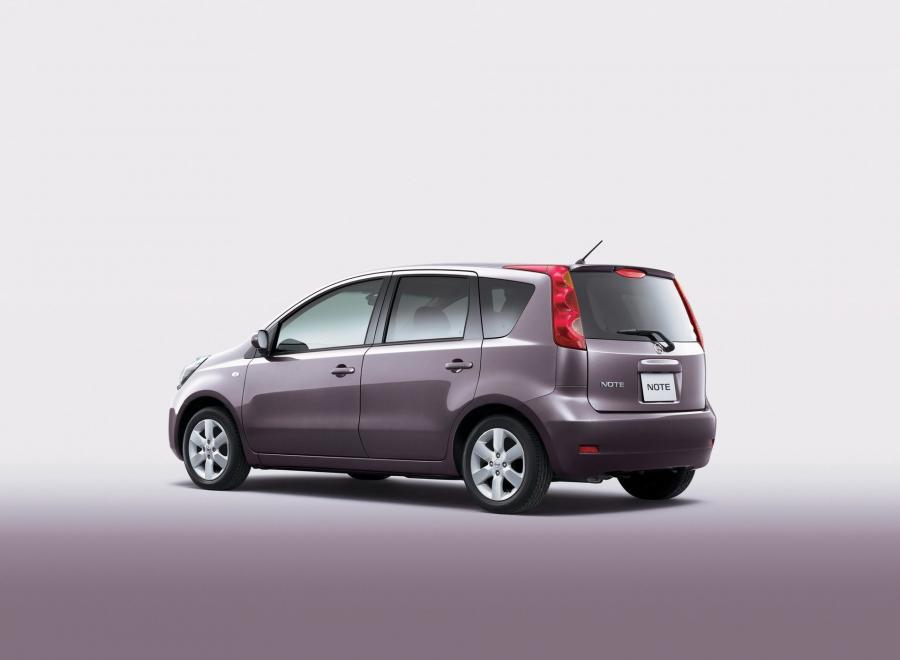  Nissan Note 2008 года  (JP) (фото 5 из 5)